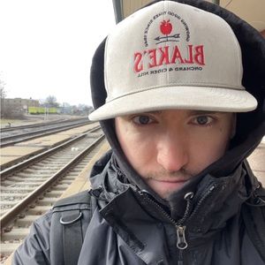 Meet your Posher, Jay